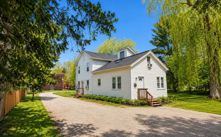 Pictures of Multifamily property located at 1963 Forestdale Rd, Brandon, VT 05733 for sales - image #1