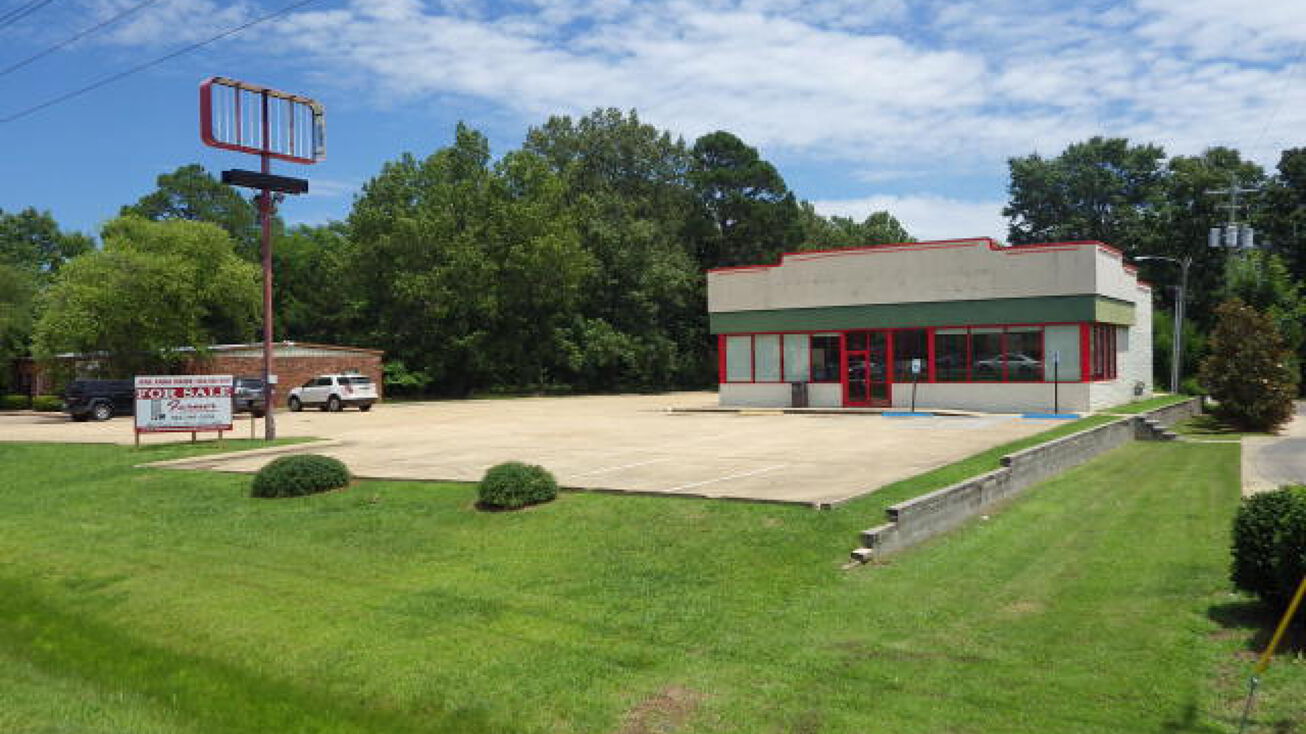 809 MS12, Starkville, MS 39759 Retail Property for Sale 809 Highway 12