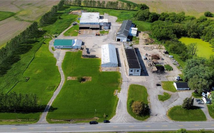 Pictures of Mixed Use property located at 2231 Youngstown Wilson Road, Ransomville, NY 14131 for sales - image #1