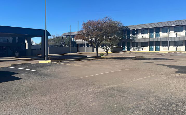 Pictures of Hospitality property located at 100 Bulldog Boulevard, Borger, TX 79007 for sales - image #1