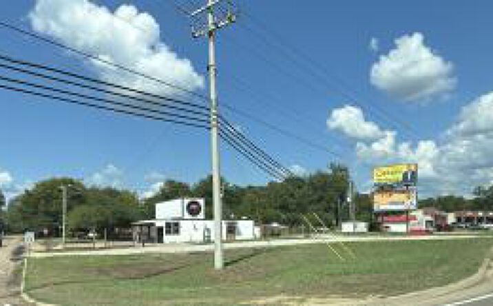 Pictures of Retail property located at 0 Hwy 12 & Hwy 25 Bypass, Starkville, MS 39759 for sales - image #1