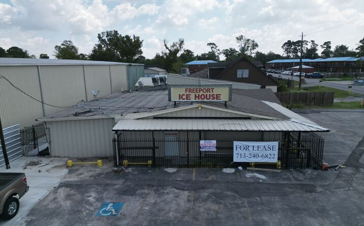 Pictures of Retail property located at 711 FREEPORT ST, HOUSTON, TX 77015-4003 for sales - image #1