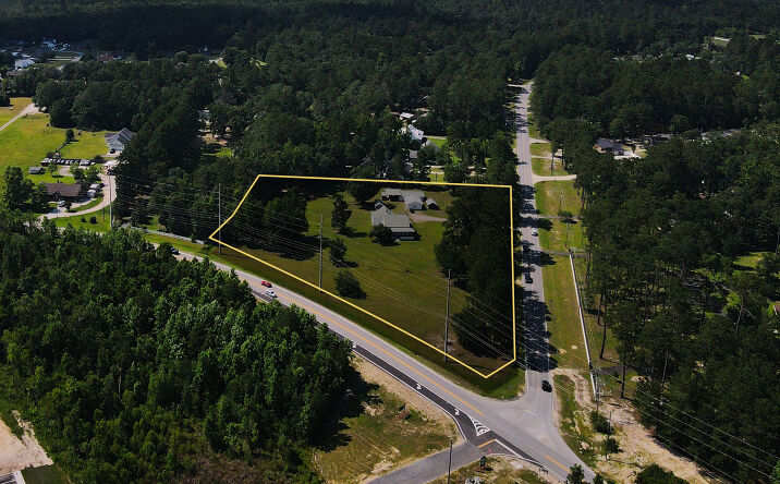 Pictures of Retail, Mixed Use, Land property located at 1268 KOLIC HELMEY RD, GUYTON, GA 31312-6211 for sales - image #1