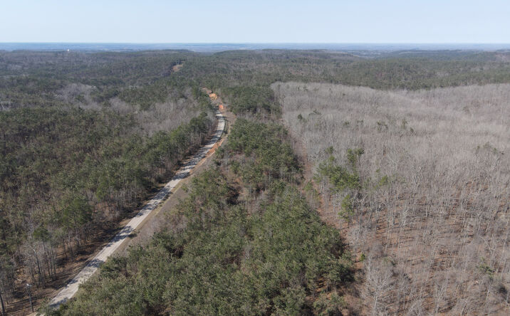 Pictures of Land property located at 6 Pyburn Dr., Savannah, TN 38372 for sales - image #1