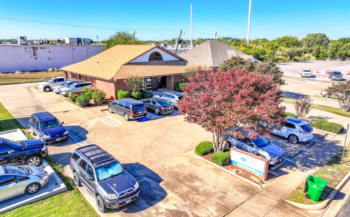 Pictures of Office property located at 209 Market St, Burleson, TX 76028 for sales - image #1