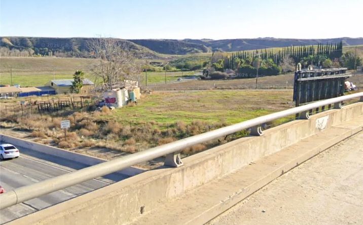 Pictures of Land property located at Outer Highway 10, Yucaipa, CA 92399 for sales - image #1