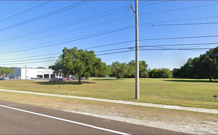 Pictures of Land property located at 2001 US HWY 41 S, Ruskin, FL 33570 for sales - image #1