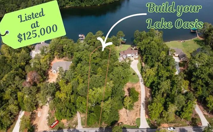 362 Abercrombie Point, Greenwood