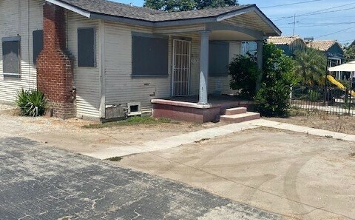 Pictures of Land property located at 6629 - 6633 Pine Avenue, Bell, CA 90201 for sales - image #1