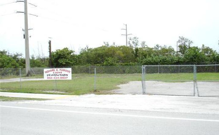 1005 E Dania Beach Boulevard, Hollywood