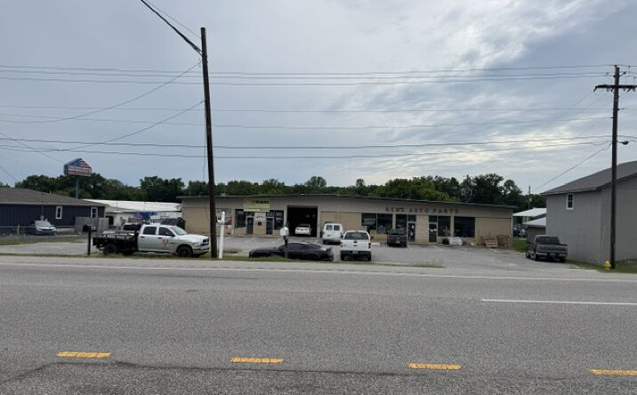 Pictures of Retail, Industrial, Mixed Use property located at 3412 Pelham Parkway, Pelham, AL 35124 for sales - image #1