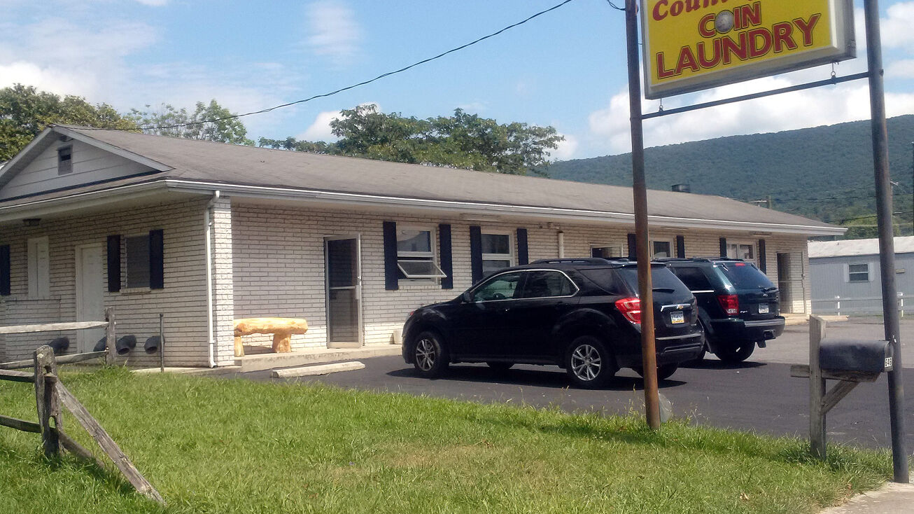 646 E Maple St, Mcconnellsburg, PA 17233