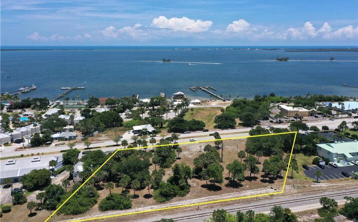 Pictures of Land property located at 1531 Us Highway 1 Highway, Sebastian, FL 32958 for sales - image #1