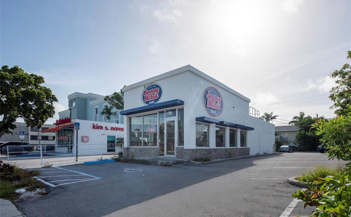 Pictures of Business for Sale, Office property located at 4700 N Federal Highway, Fort Lauderdale, FL 33308 for sales - image #1