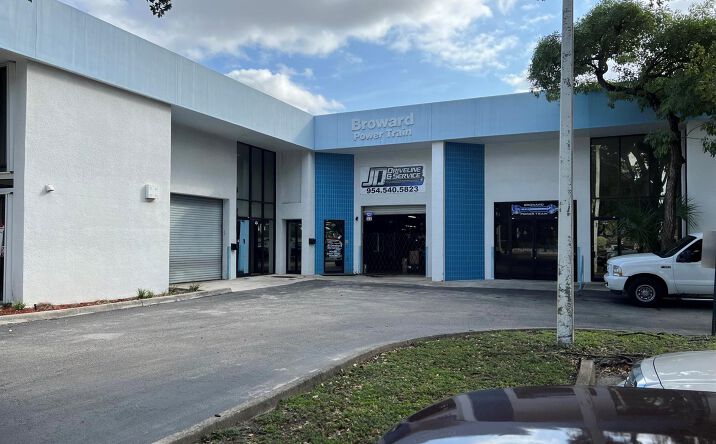 Pictures of Industrial property located at 5300 NW 12th Avenue # 11 #5-11, Fort Lauderdale, FL 33309 for sales - image #1