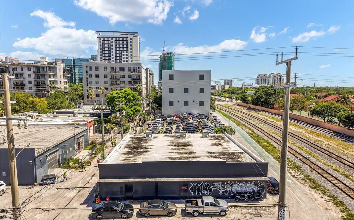 Pictures of Business for Sale, Office, Industrial property located at 114 NW 5th Street, Fort Lauderdale, FL 33301 for sales - image #1