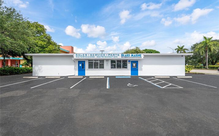Pictures of Business for Sale, Office, Retail, Special Purpose property located at 624 SW 24th Street, Fort Lauderdale, FL 33315 for sales - image #1