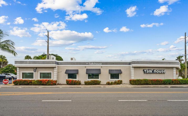 Pictures of Retail property located at 514 NW Dixie Highway, Stuart, FL 34994 for sales - image #1