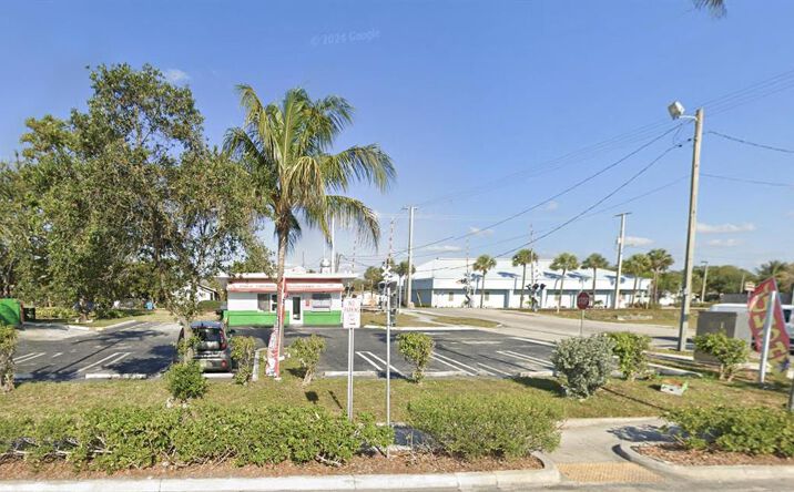 Pictures of Retail, Business for Sale, Special Purpose, Office property located at 1017 N Federal Hwy Highway, Boynton Beach, FL 33435 for sales - image #1