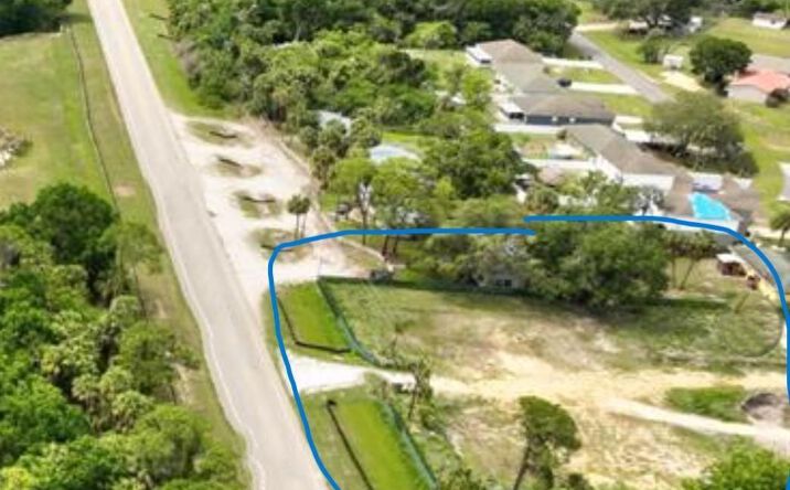 Pictures of Land, Retail property located at 2516 Us-98 Highway, Okeechobee, FL 34972 for sales - image #1