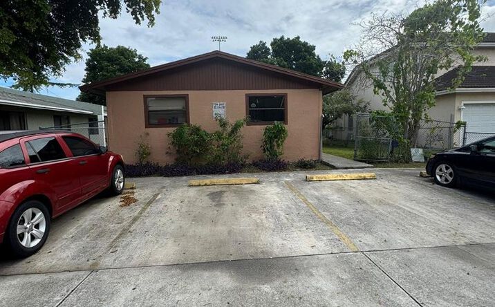Pictures of Multifamily property located at 2610 NW 14th Street, Fort Lauderdale, FL 33311 for sales - image #1
