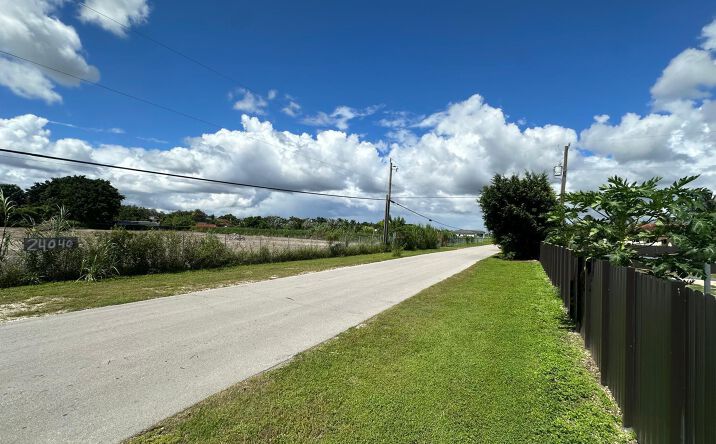 Pictures of Land property located at 24040 SW 209th Place, Homestead, FL 33031 for sales - image #1