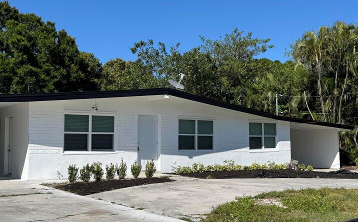 Pictures of Multifamily property located at 508 Palm Avenue # A, Fort Pierce, FL 34982 for sales - image #1