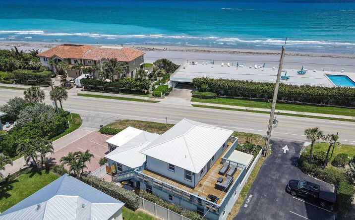 Pictures of Multifamily property located at 941 Ocean Drive, Juno Beach, FL 33408 for sales - image #1