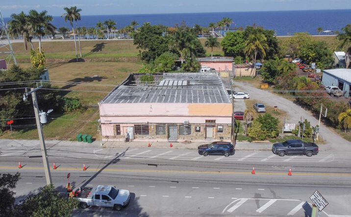 Pictures of Mixed Use, Business for Sale, Retail, Office, Special Purpose property located at 185 E Main Street, Pahokee, FL 33476 for sales - image #1