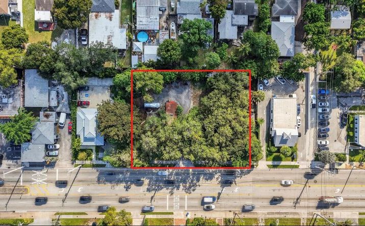 Pictures of Mixed Use, Office, Retail property located at 304 SW 12th Street, Fort Lauderdale, FL 33315 for sales - image #1