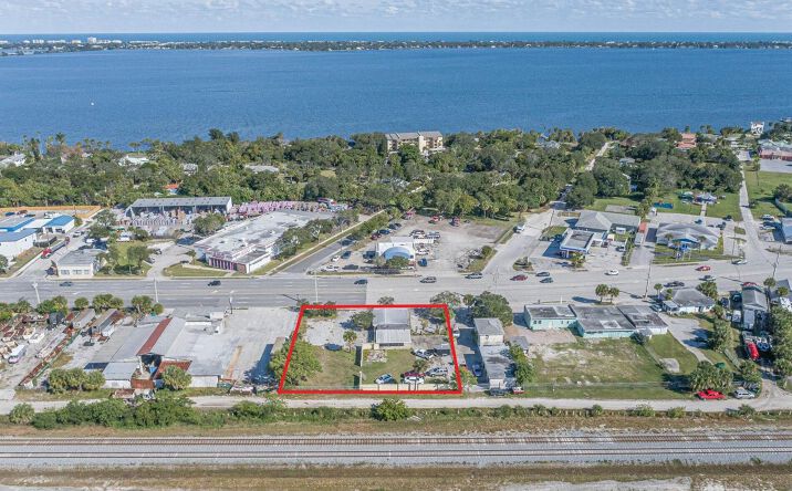 Pictures of Retail, Business for Sale, Office, Special Purpose property located at 2814 S Harbor City Boulevard, Melbourne, FL 32901 for sales - image #1