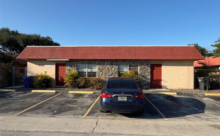 Pictures of Multifamily property located at 7931 SW 10th Street, North Lauderdale, FL 33068 for sales - image #1
