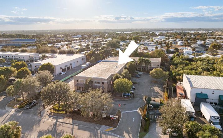 Pictures of Industrial, Business for Sale, Office, Retail property located at 2580 SE Willoughby Boulevard, Stuart, FL 34994 for sales - image #1