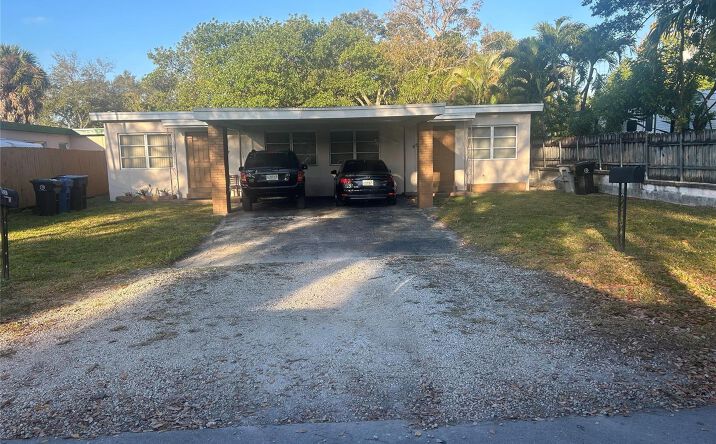Pictures of Multifamily property located at 2721-2731 SW 13 Avenue, Fort Lauderdale, FL 33315 for sales - image #1