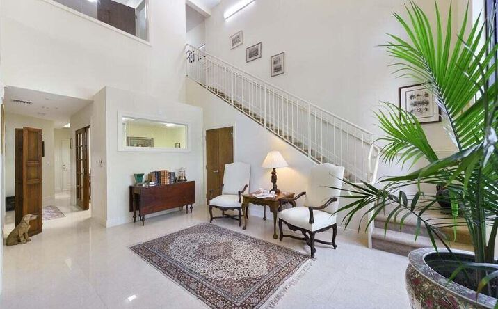 Pictures of Office, Retail property located at 701 S Olive Avenue # 117, West Palm Beach, FL 33401 for sales - image #1