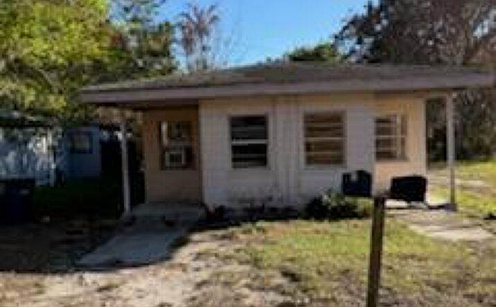 Pictures of Multifamily property located at 1503 Edgewood Ter Terrace, Fort Pierce, FL 34950 for sales - image #1