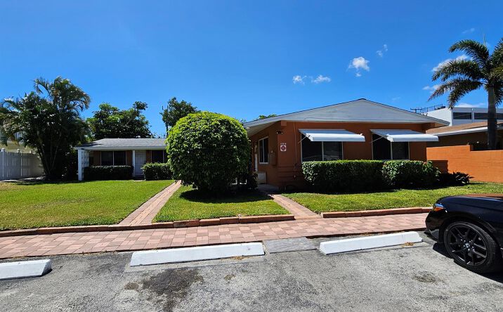 Pictures of Business for Sale property located at 1844 NE 46th Street, Fort Lauderdale, FL 33308 for sales - image #1