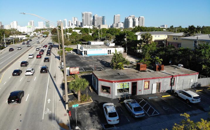 Pictures of Retail, Special Purpose, Office property located at 1122 W Broward Boulevard, Fort Lauderdale, FL 33312 for sales - image #1