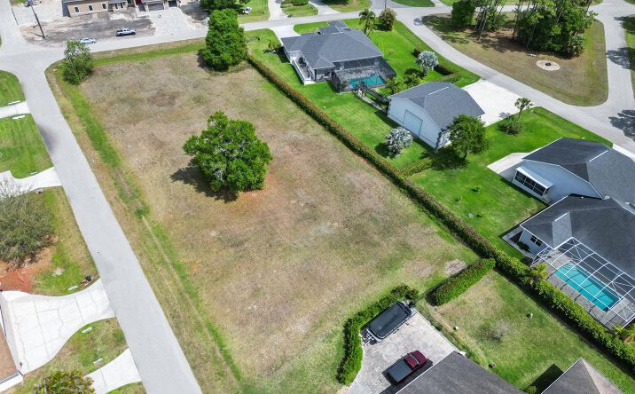 Pictures of Land property located at 6871 Cherokee Avenue, Fort Myers, FL 33905 for sales - image #1