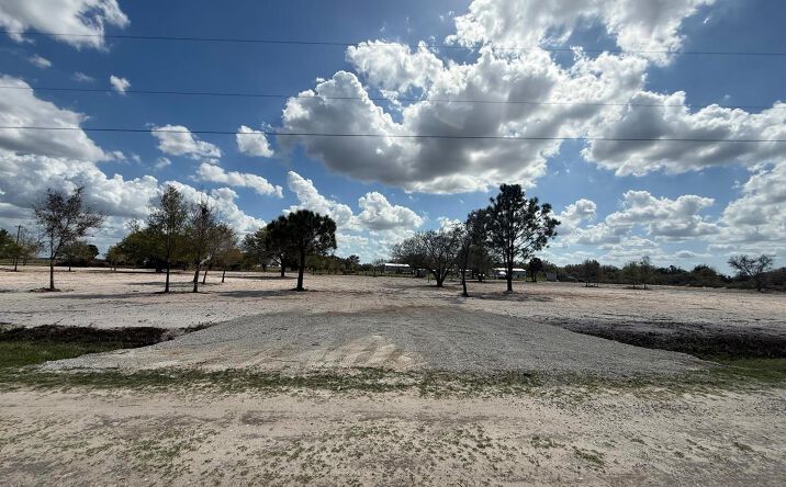 Pictures of Land property located at 14416 NW 252nd Street, Okeechobee, FL 34972 for sales - image #1