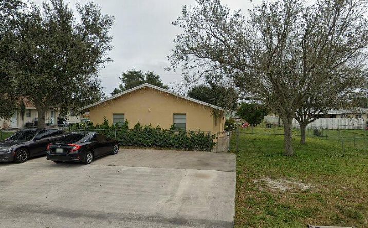 Pictures of Multifamily property located at 1686 Citation Drive, West Palm Beach, FL 33417 for sales - image #1
