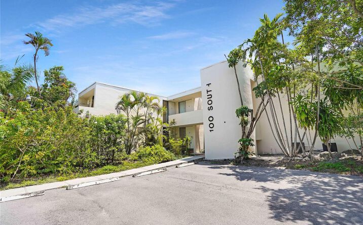 Pictures of Multifamily, Business for Sale, Office property located at 100 SE 21st Street # 8 #1-8, Fort Lauderdale, FL 33316 for sales - image #1
