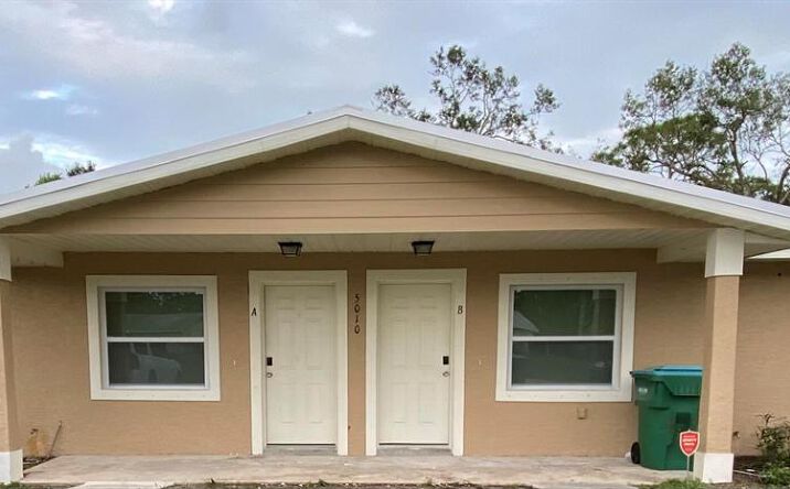 Pictures of Multifamily property located at 5010 Sanibel Avenue, Fort Pierce, FL 34951 for sales - image #1