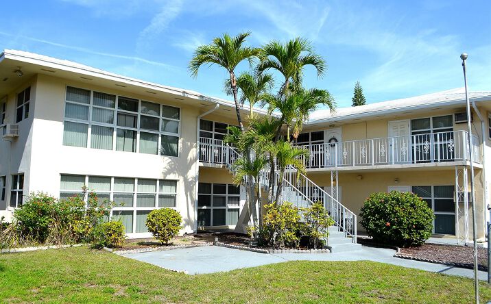 Pictures of Multifamily property located at 2633 Middle River Drive # 6 #1-6, Fort Lauderdale, FL 33306 for sales - image #1