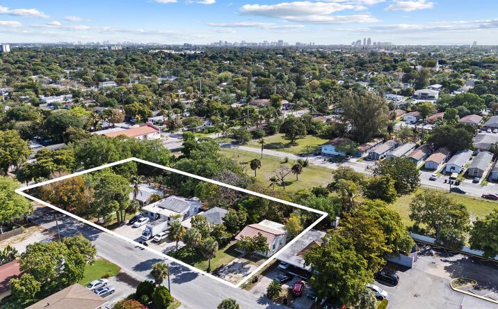 Pictures of Multifamily property located at 1026-1044 NW 7th Avenue, Fort Lauderdale, FL 33311 for sales - image #1