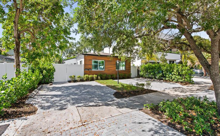 Pictures of Multifamily property located at 1508 NE 6th Street # B #A & B, Fort Lauderdale, FL 33304 for sales - image #1