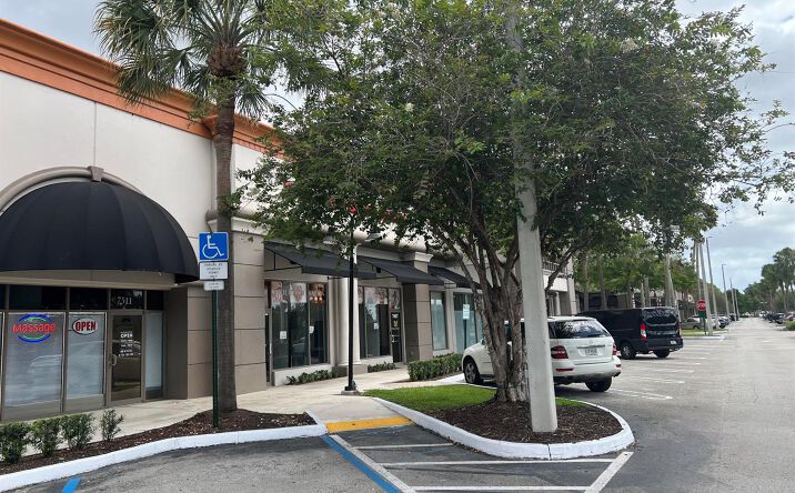 Pictures of Business for Sale, Retail, Special Purpose, Office property located at 7511 W Sample Road, Coral Springs, FL 33065 for sales - image #1