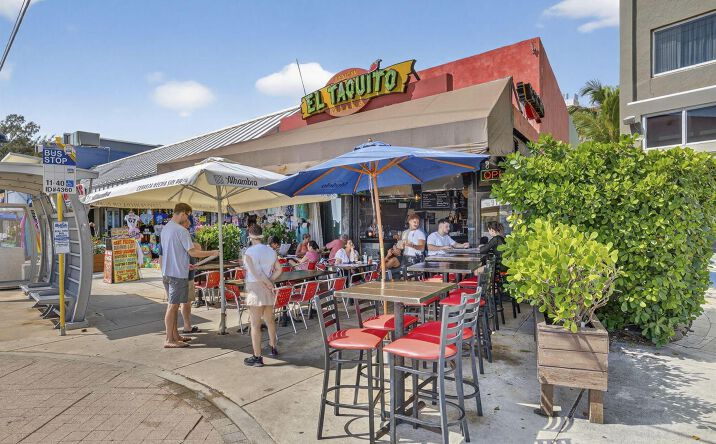 Pictures of Retail property located at 917 N Fort Lauderdale Beach Boulevard, Fort Lauderdale, FL 33304 for sales - image #1