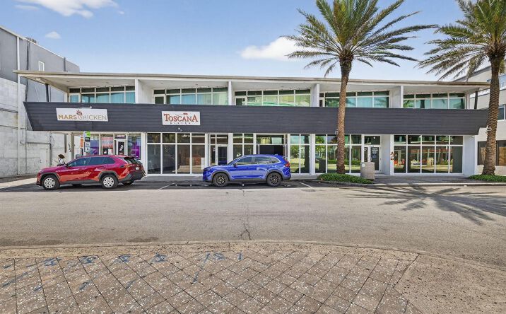 Pictures of Retail property located at 3134 NE 9th Street, Fort Lauderdale, FL 33304 for sales - image #1