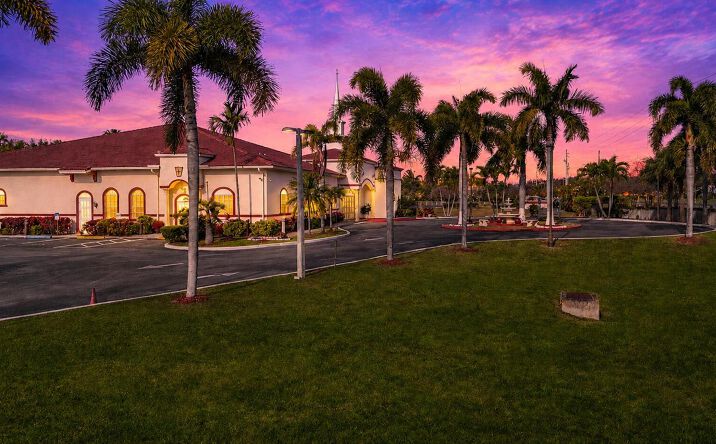 Pictures of Mixed Use, Special Purpose property located at 7025 Summerville Terrace, Lake Worth, FL 33467 for sales - image #1